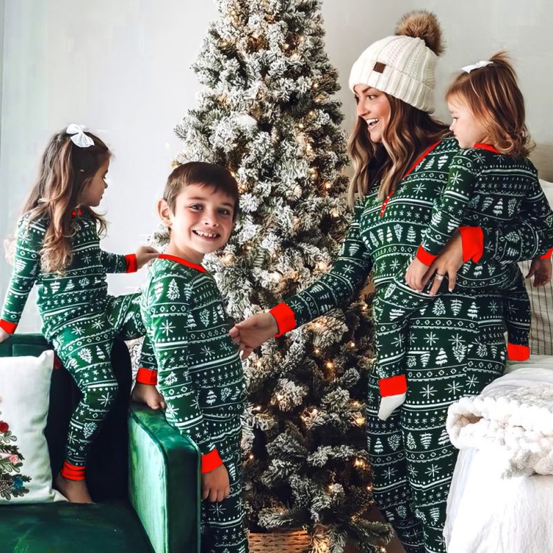 Pyjama De Noël Famille Vert « Sapins De Noël »